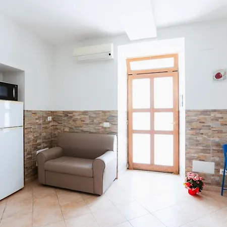 Realty Holidays - Sun&sea סורנטו